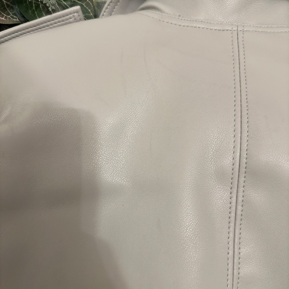 BlankNYC Play Act Faux Leather jacket nwt - Picture 9 of 10